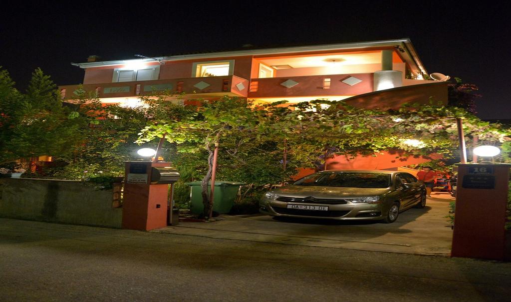 Villa Nada ザダル エクステリア 写真